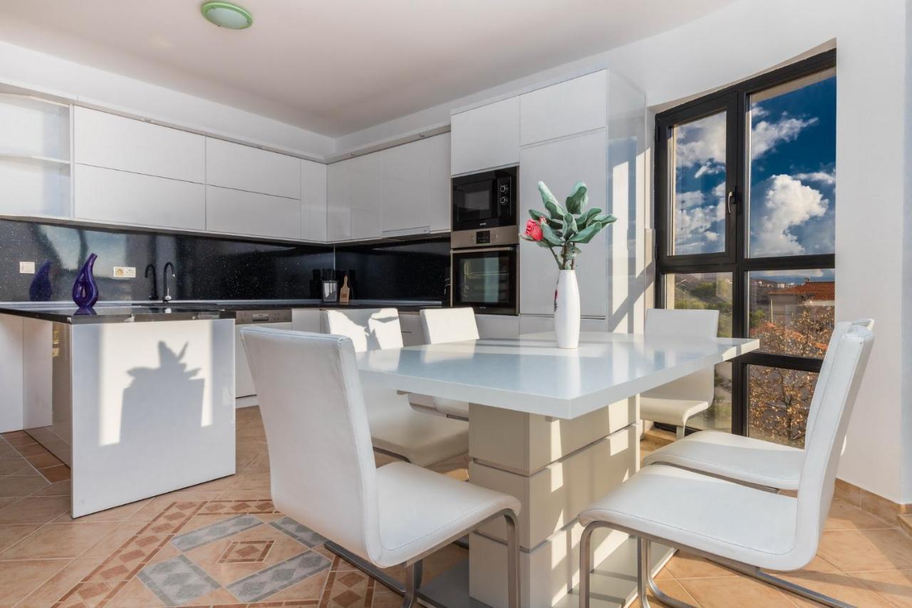 Vila Sani Crikvenica Apartman Kültér fotó
