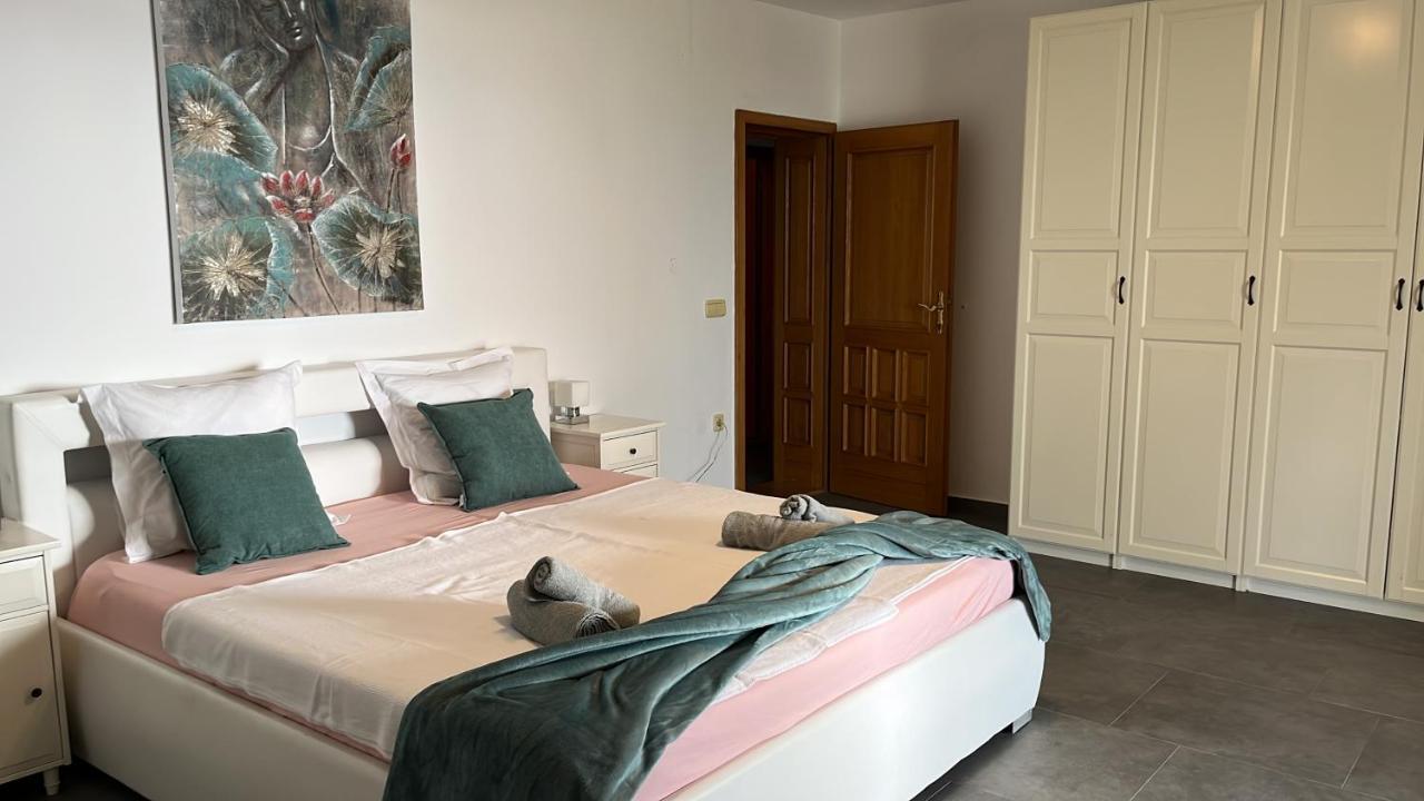 Vila Sani Crikvenica Apartman Kültér fotó