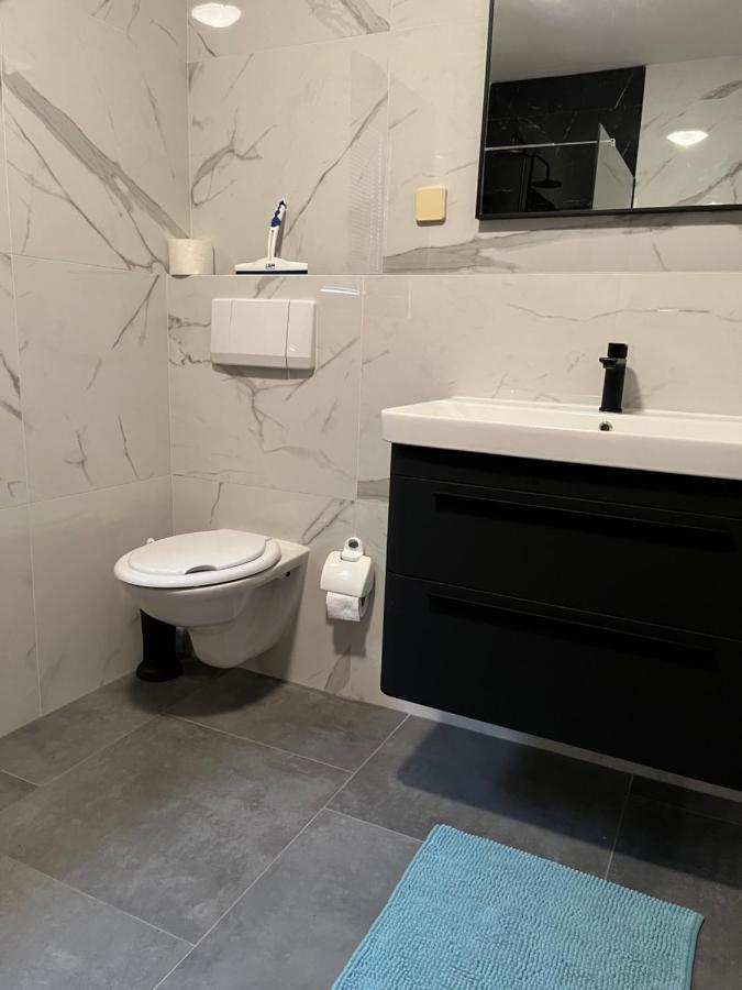 Vila Sani Crikvenica Apartman Kültér fotó