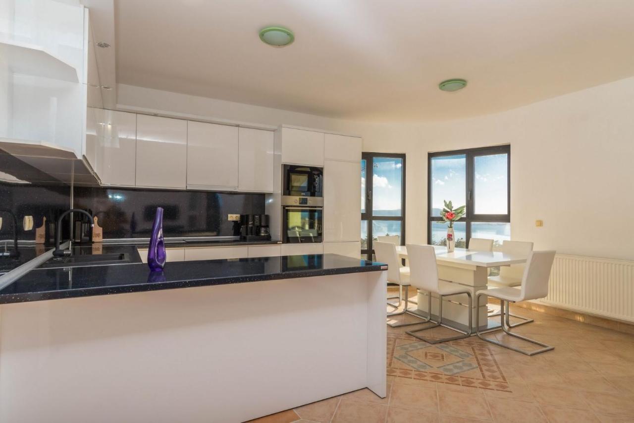 Vila Sani Crikvenica Apartman Kültér fotó