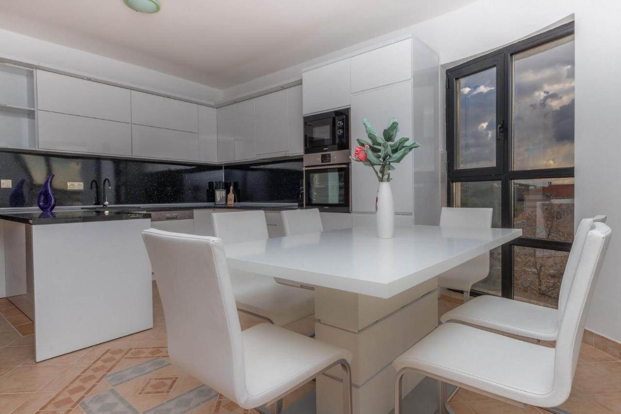 Vila Sani Crikvenica Apartman Kültér fotó