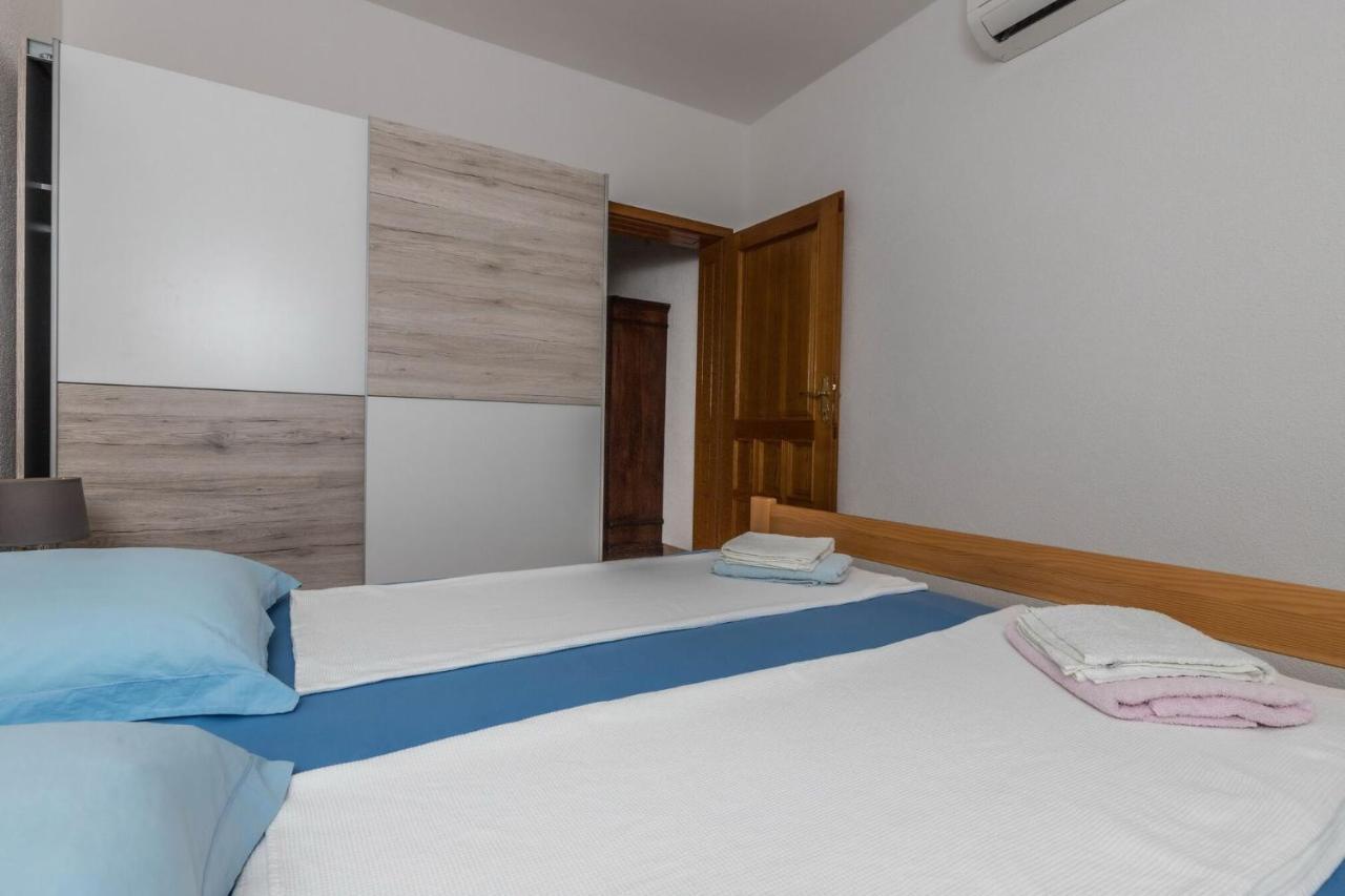 Vila Sani Crikvenica Apartman Kültér fotó